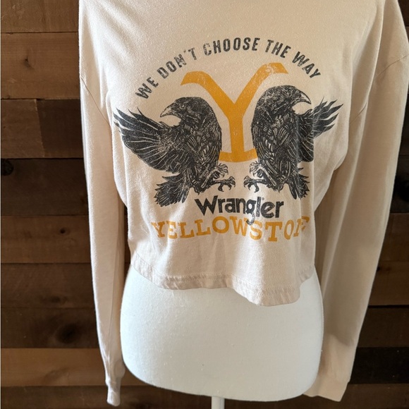 Wrangler Cream Graphic Women's Top - Picture 1 of 3